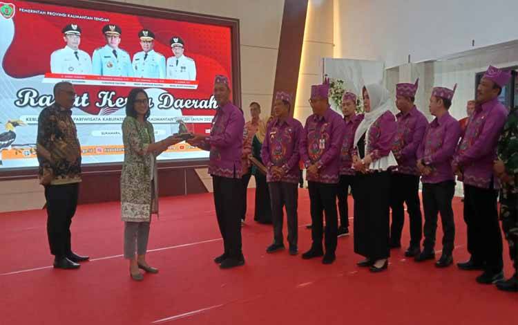 Pemprov Kalteng Ajak Seluruh Elemen Masyarakat Kembangkan Kebudayaan dan Pariwisata?