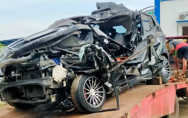 Tabrak Bagian Belakang Truk Tronton, 2 Korban Meninggal Dunia?