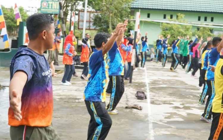 TNI-Polri di Kecamatan Selat Perkuat Sinergi Melalui Olahraga Bersama
