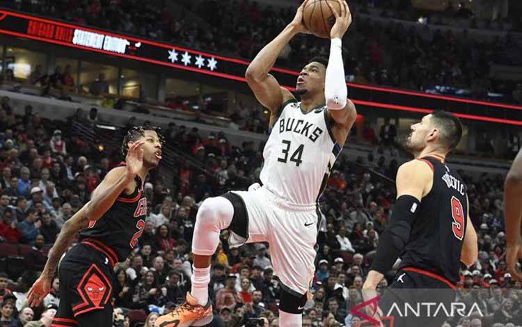 Giannis Cedera Lagi, Bucks Tetap Menang 128-99 Lawan Heat