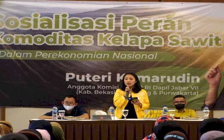 Anggota DPR RI Putri Komarudin Beri Edukasi Peran Kelapa Sawit
