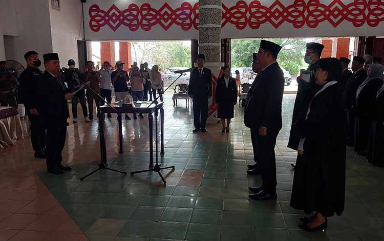 Ini Pesan Bupati Kapuas kepada Kepala Dinas Lingkungan Hidup Baru Dilantik
