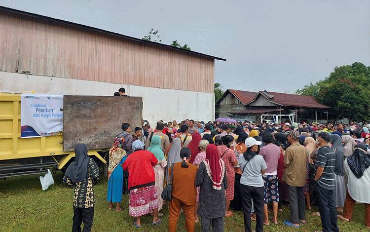 Pemprov Kalteng Bersama Bulog Gencar Lakukan Operasi Pasar