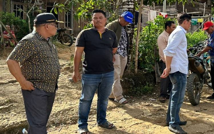 Masyarakat Desa Damparan Dambakan Jaringan Listrik 24 Jam