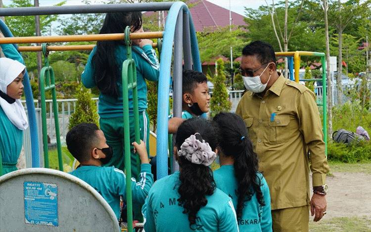 Taman Nyahu Papan Taliwu Palangka Raya Raih Predikat Ramah Anak