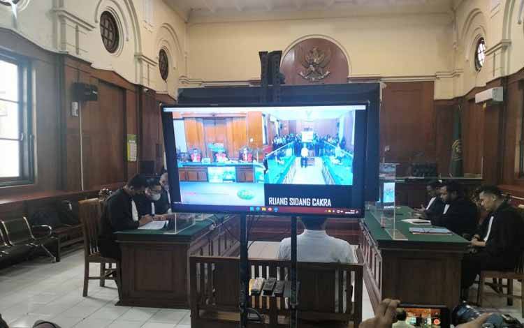 Terdakwa Kasus Kanjuruhan Abdul Haris Divonis 1 Tahun 6 Bulan Penjara
