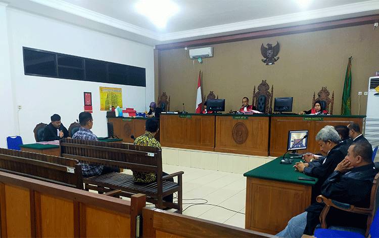 Terdakwa Korupsi Pembangunan Sekolah di Kobar Dituntut 6 Tahun 6 Bulan Penjara?