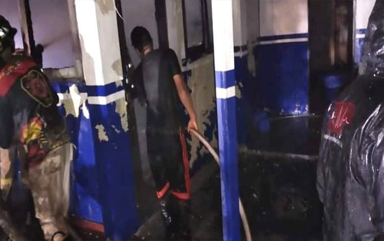 Plt Kadisdik Kalteng Berikan Motivasi Terhadap Guru dan SMAN 5 Palangka Raya