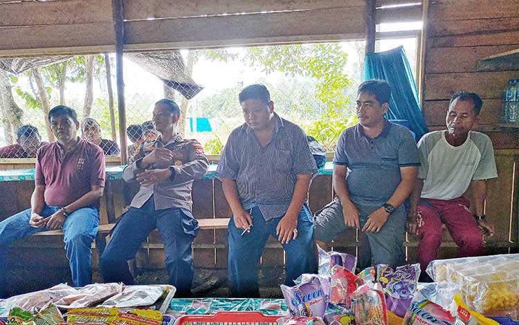Warga di Lintasan Batubara Tuntut Dipekerjakan pada Angkutan PT BNJM