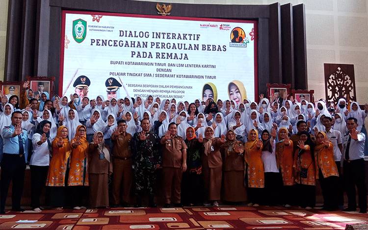 Bupati Kotim Minta Pelajar Ggunakan Teknologi Dengan Bijak
