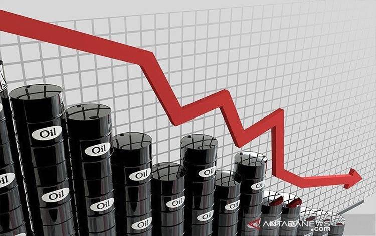 Minyak Jatuh Dua Persen Karena Khawatir Akan Krisis Keuangan Baru
