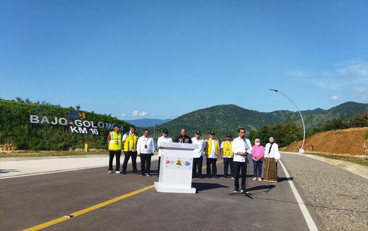 Presiden RI Resmikan Jalan Bajo-Golo Mori di Labuan Bajo