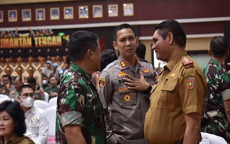 Pj Bupati Kobar Hadiri Rakor dan Silaturahmi Forkopimda se-Kalteng