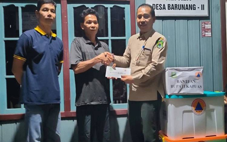 Warga Terdampak Kebakaran Rumah di Desa Barunang II Terima Bantuan