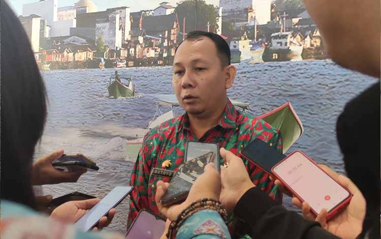 Kepala DPMPTSP Kalteng Sutoyo usai pembukaan sosialisasi terkait OSS-RBA di Bahalap Hotel, Kamis, 16 Maret 2023. (FOTO: HERMAWAN)