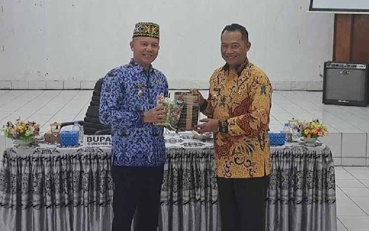 Bupati Gunung Mas Sambut Kunjungan Kerja Bupati Bengkayang