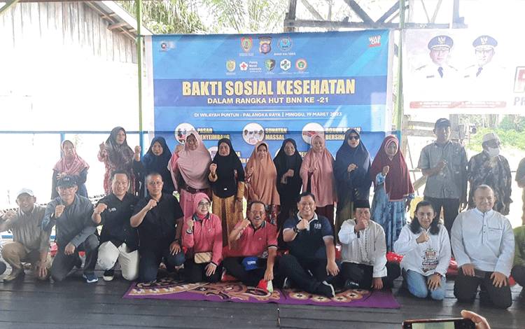 HUT BNN ke-21, BNNP Kalteng Adakan Bakti Sosial