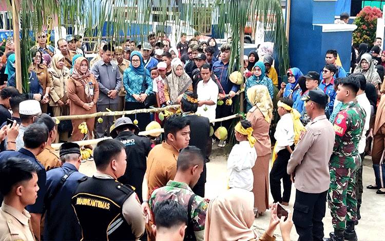 Desa Lemo II Wakili Teweh Tengah Ikuti Lomba Desa Tingkat Kabupaten