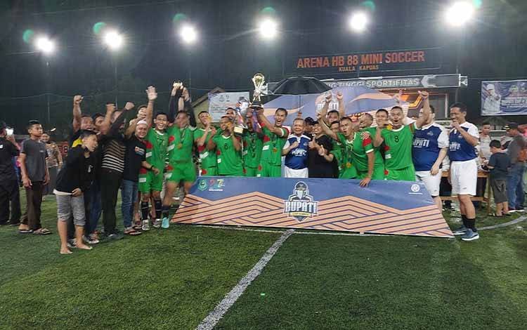 Turnamen Mini Soccer Bupati Kapuas Cup II dan Liga Desa Resmi Ditutup, Ini Juaranya
