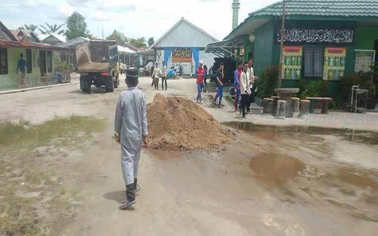 Santri Dukung Ganjar Kalteng Bawa Bantuan Khusus untuk Ponpes Al Huda
