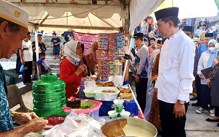 Bupati Barito Utara Buka Pasar Ramadan 1443 H