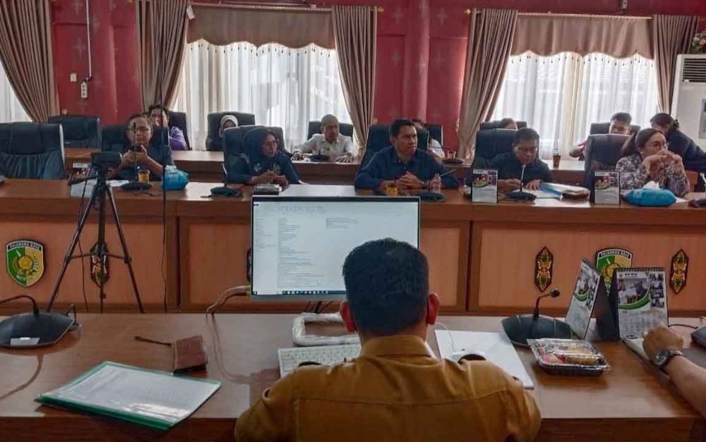 Pemko dan DPRD Palangka Raya Sepakat Tak Akan Berhentikan Honorer, Kecuali Begini