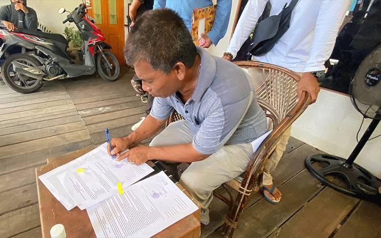 Akan Direlokasi, Warga Puntun Sepakat Bongkar Sendiri Hunian Lama