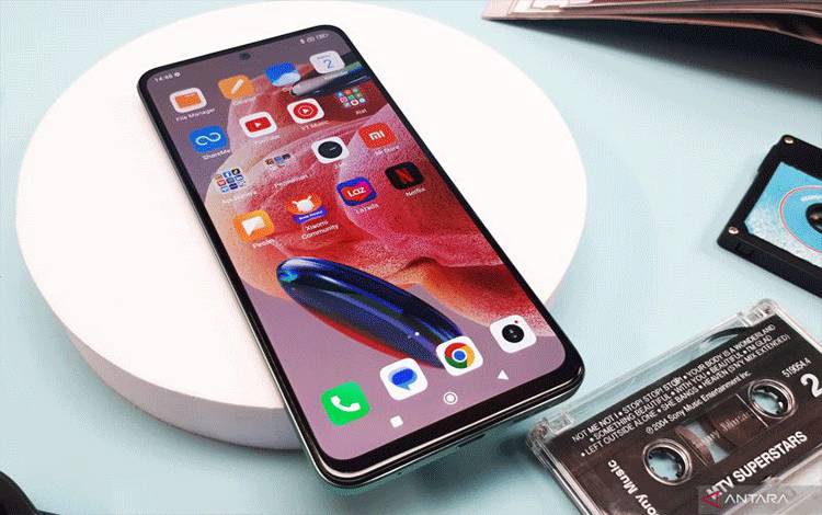 Xiaomi Indonesia meluncurkan salah satu dari Redmi Note 12 Series mereka yaitu Redmi Note 12, Kamis (30/3). (ANTARA/Adnan Nanda)