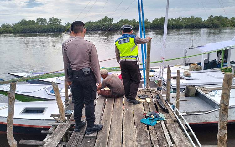 Patroli On Call Polres Seruyan Sambangi Nelayan Pesisir