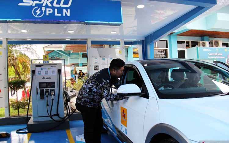 Pemerintah Beri Insentif Pajak untuk Pembelian Mobil dan Bus Listrik