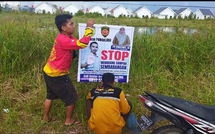 Pandulima Pasang Spanduk Dilarang Buang Sampah Sembarangan