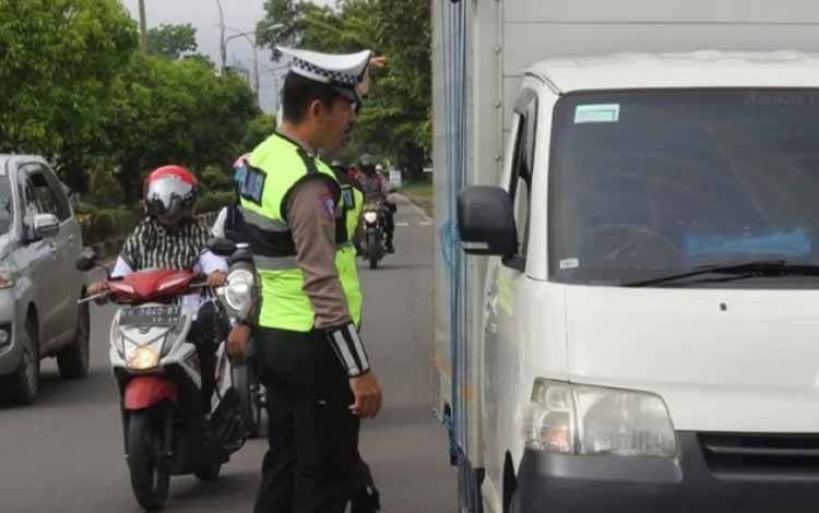 Satlantas Polres Kapuas Tegur Pelanggar Lalu Lintas