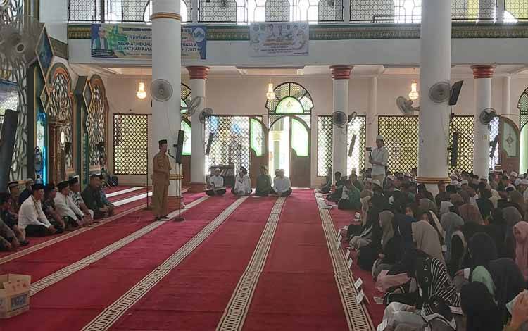 Sempat Vakum Karena Pandemi, Pesantren Ramadan di Masjid Agung Al-Mukarram Kuala Kapuas Kembali Digelar