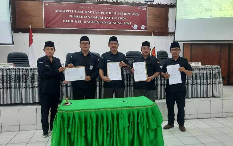 KPU Gunung Mas Tetapkan Daftar Pemilih Sementara Pemilu 2024
