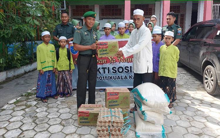 Kodim 1011 Kuala Kapuas Lakukan Bakti Sosial ke Panti Asuhan