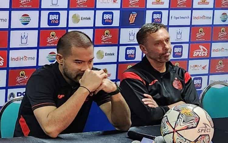 Thomas Doll Enggan Komentar Usai Timnya Menang Lawan Persebaya