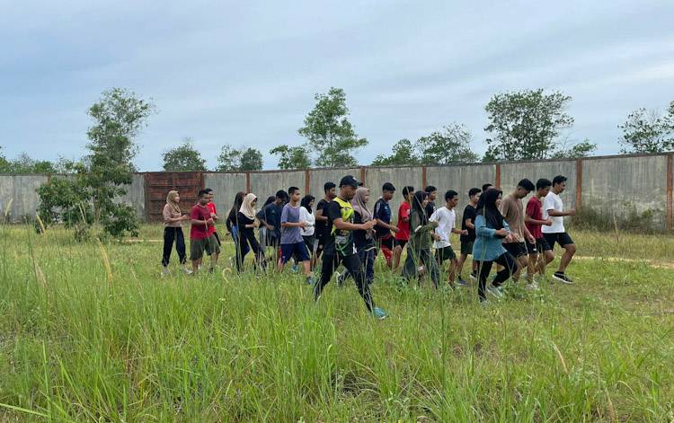 Pemerhati Olah Raga Sayangkan Tak Terawatnya Lintasan Atletik di Sport Center Pangkalan Bun