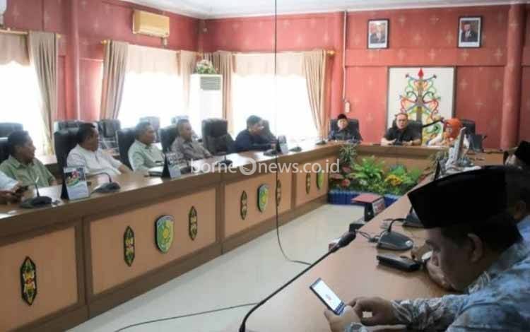 Rekomendasi LKPJ DPRD Palangka Raya Dipelajari Anggota DPRD Barito Kuala