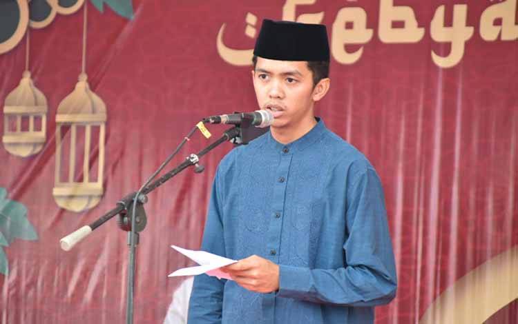 Ketua Panitia Deden A Sabran saat menyampaikan laporan pada pembukaan Gebyar Ramadan Berkah Jilid III Tahun 1444 H se Kalteng. (FOTO: IST)