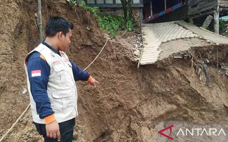 Sebanyak 17 Rumah di Muba Diterjang Puting Beliung dan Tanah Longsor