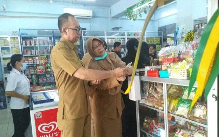 Satgas Pangan Palangka Raya Temukan Produk Tak Layak Konsumsi