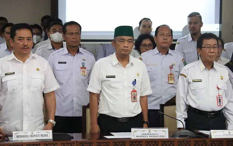 Asisten Administrasi Umum Setda Seruyan Ikuti Rapat TEPRA