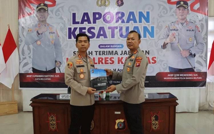 Laporan Kesatuan Jadi Rangkaian Sertijab Kapolres Kapuas