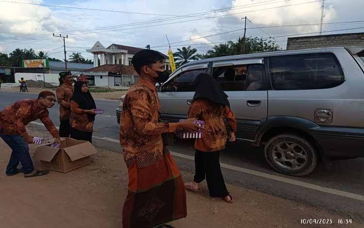 Karang Taruna di Pangkalan Bun Wujudkan Kebutuhan Warga Melalui Momen Ramadan Heppiii