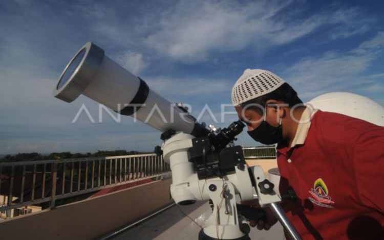 Kemenag Ajak Umat Gelar Salat Gerhana pada 20 April 2023