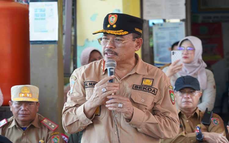 Pemprov Kalteng Bagikan 2.000 Paket Sembako Gratis di Desa Mentaren II