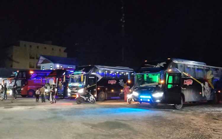 Angkutan Bus Ditambah Atasi Lonjakan Pemudik di Terminal Patih Rumbih Sampit
