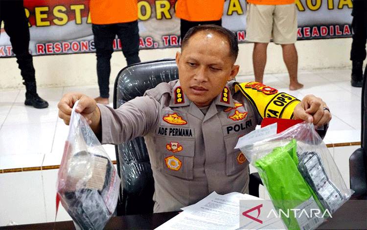 Polisi Ungkap Tiga Kasus Peredaran Obat Tanpa Izin
