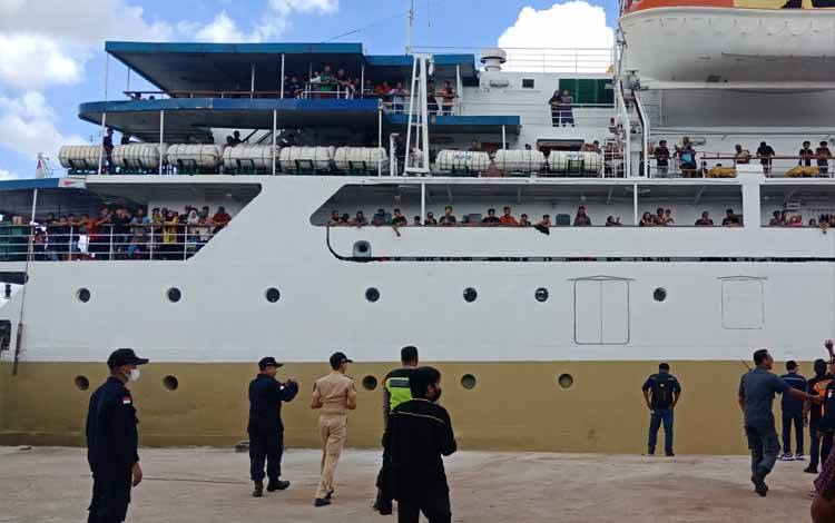 Pelabuhan Sampit Berangkatkan 8.625 Pemudik ke Pulau Jawa Selama Arus Mudik 2023