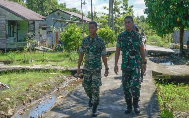 Dandim Kapuas Tinjau Perumahan Prajurit agar Tetap Aman Selama Cuti Lebaran
